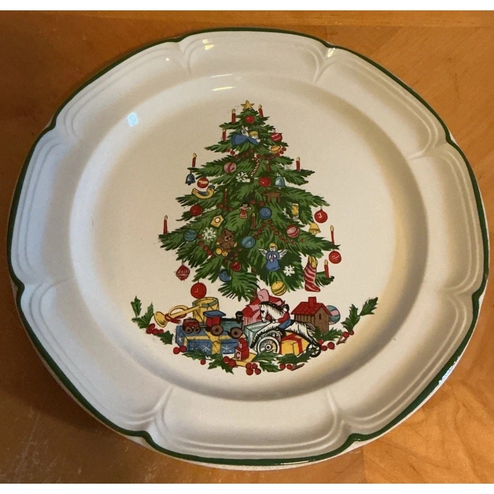 International China "Tradition" Christmas Tree 12" Serving Plate